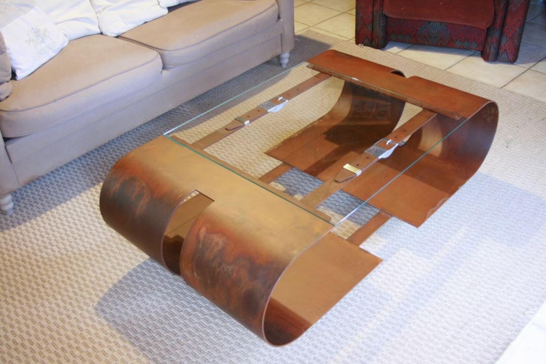 Table basse ceinture