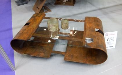 Table basse ceinture