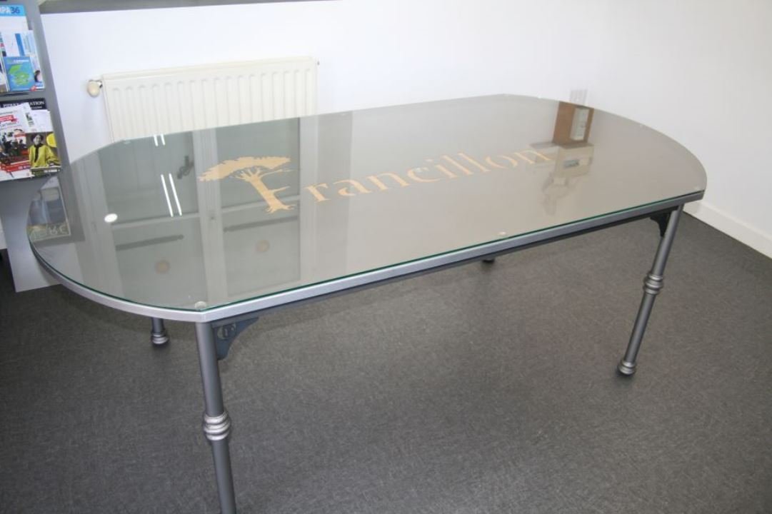 Table acier, bois et verre