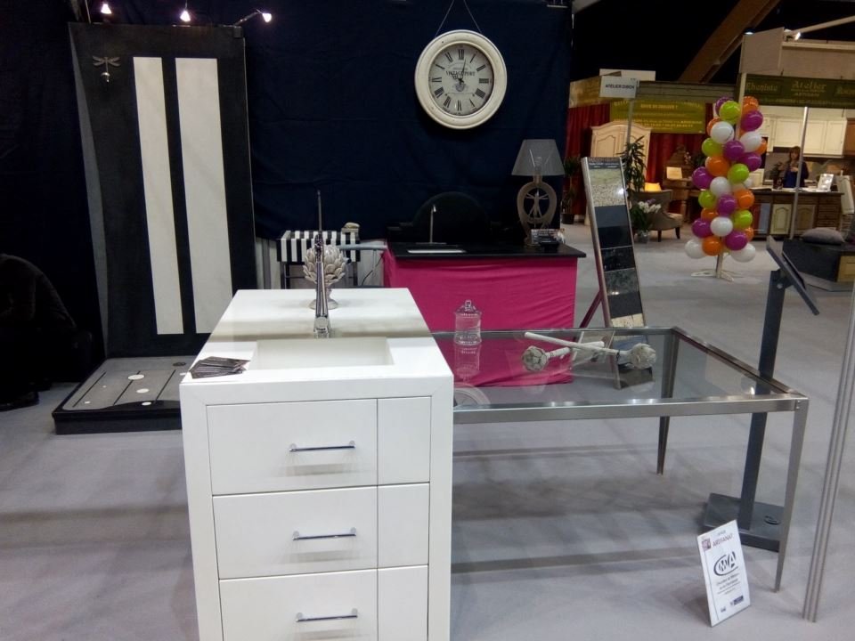Table cuisine inox et verre