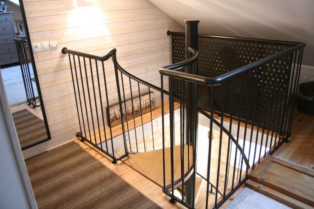 Escalier en colimaçon intérieur